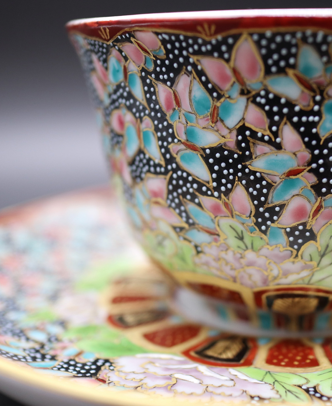 蝶のカップ&ソーサー