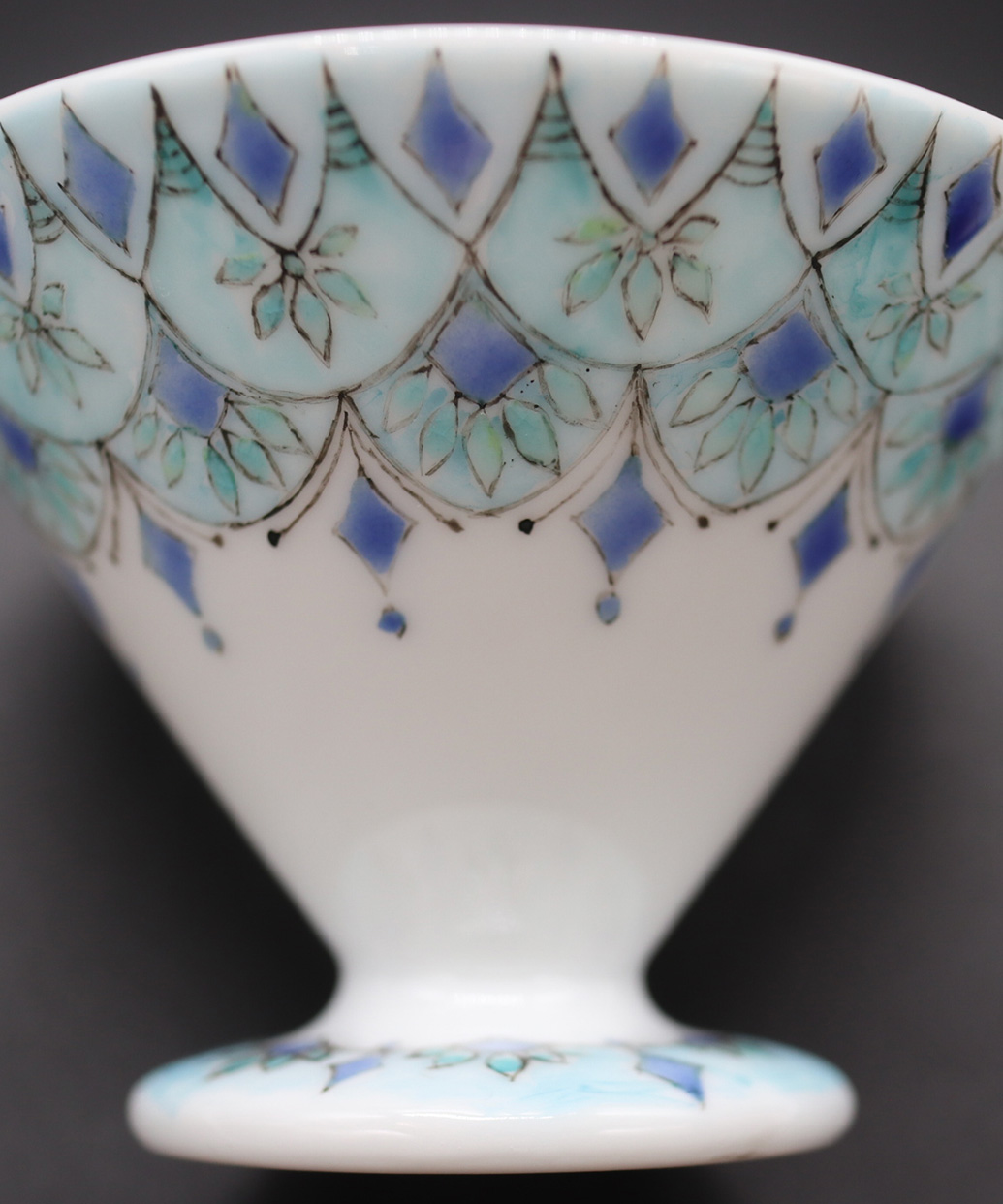 九谷モザイク模様のカップ